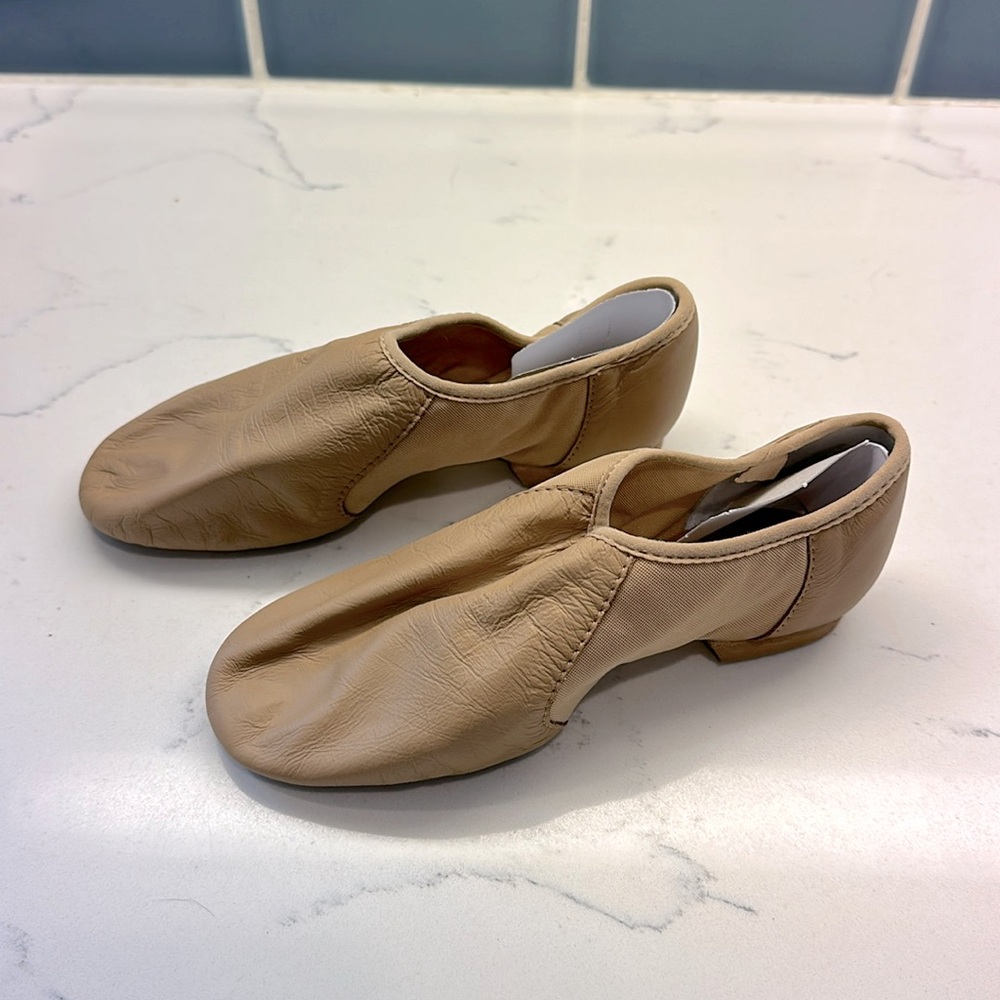 Dance- Tan Jazz shoes- girls 5.5